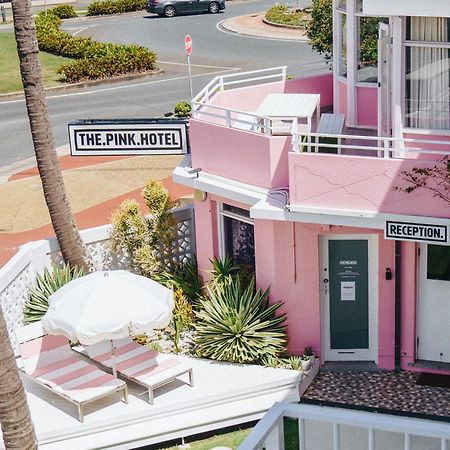 The Pink Hotel Coolangatta Gold Coast Exterior photo